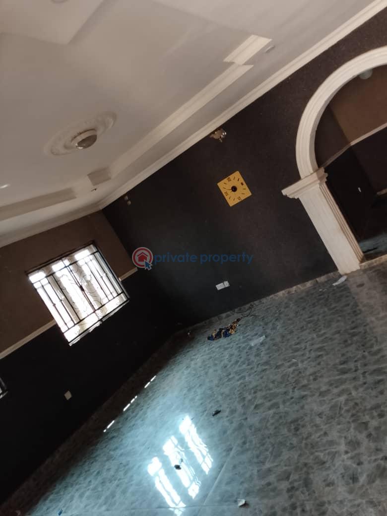 3 bedroom Block Of Flats For Rent Jiboye, Omi Apata Apata Ibadan Oyo - 8
