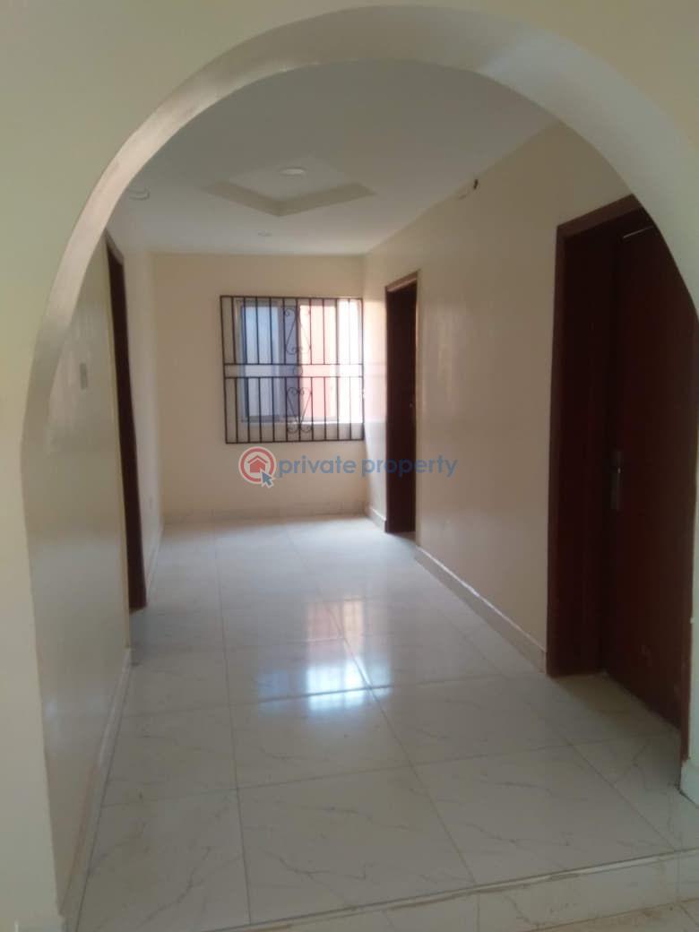 3 bedroom Block Of Flats For Rent Olusoji Avenue, Oluyole Extension Akala Express Ibadan Oyo - 2