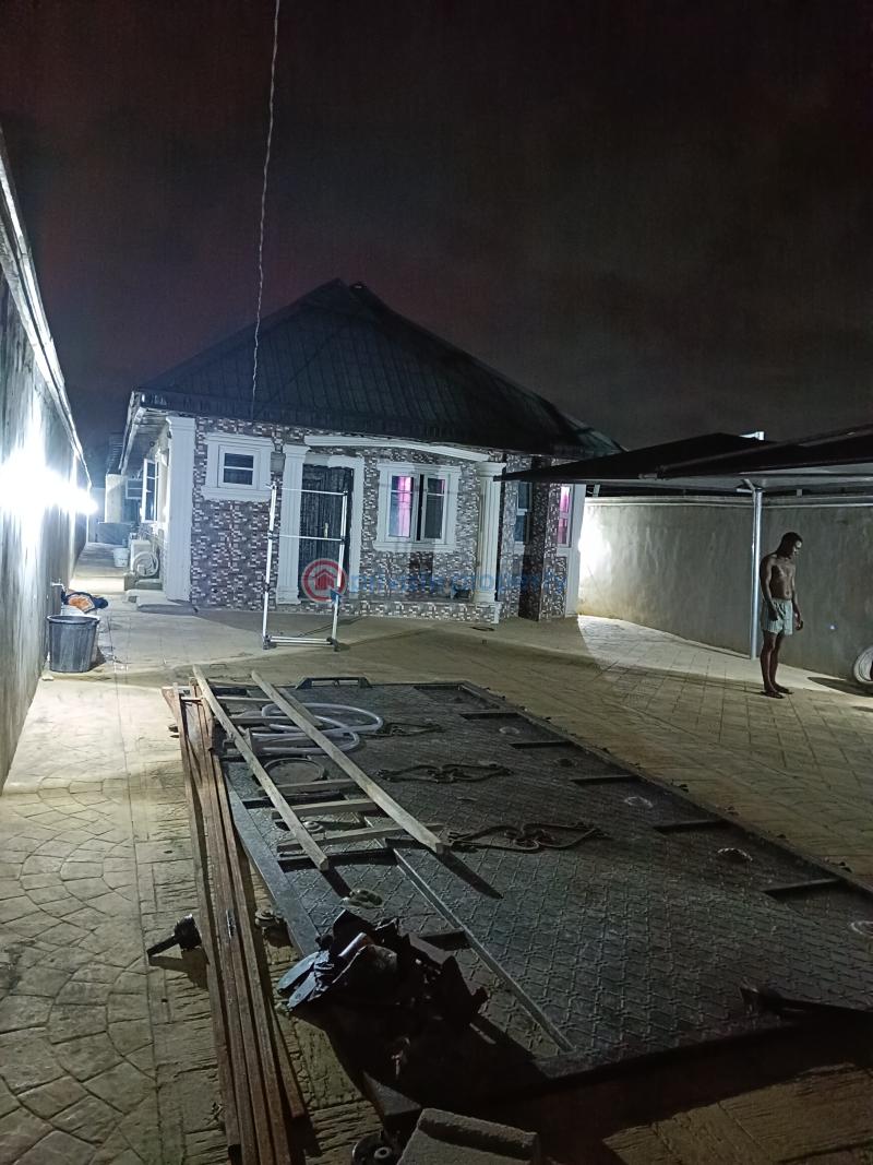 3 bedroom Self Contain For Sale Oreta Igbogbo Ikorodu Lagos - 1