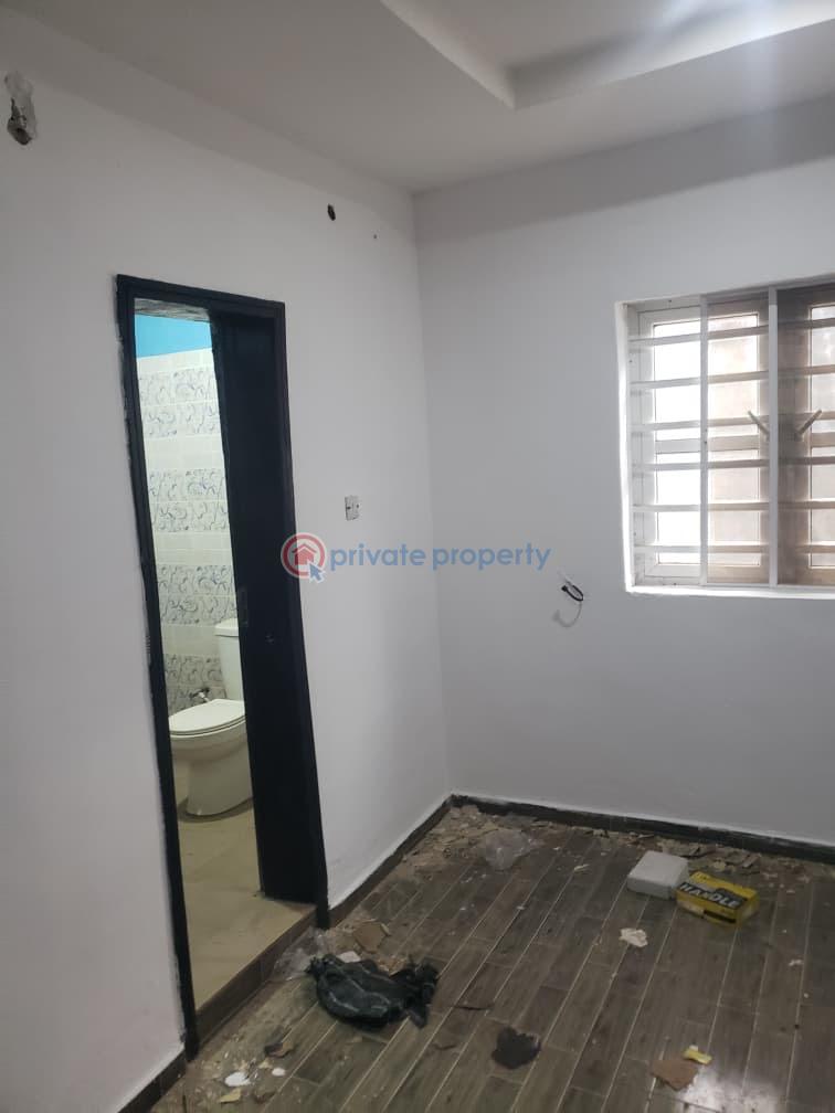 3 bedroom Block Of Flats For Rent Behind Mardie Grazz Lounge, Akala Express Ibadan Oyo - 6