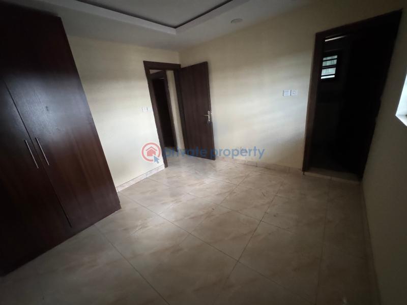 3 bedroom Block Of Flats For Sale Yabatech Staff Quarters Yaba Lagos - 11