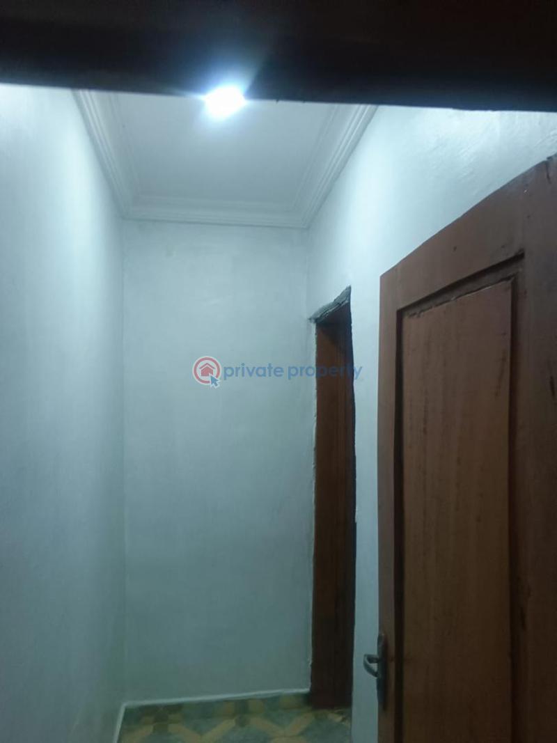 House For Rent Maberi Idi Shin After Ajinde Estate Along Akala Express Oluyole Extension. Ibadan Oyo - 2
