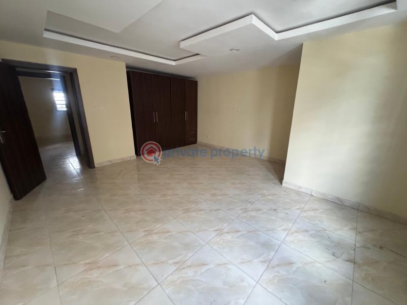 3 bedroom Block Of Flats For Sale Yabatech Staff Quarters Yaba Lagos - 13