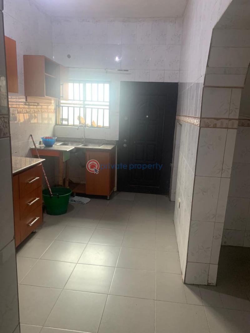 3 bedroom Block Of Flats For Rent Magodo Phase 1 Gra Magodo Kosofe/Ikosi Lagos - 4