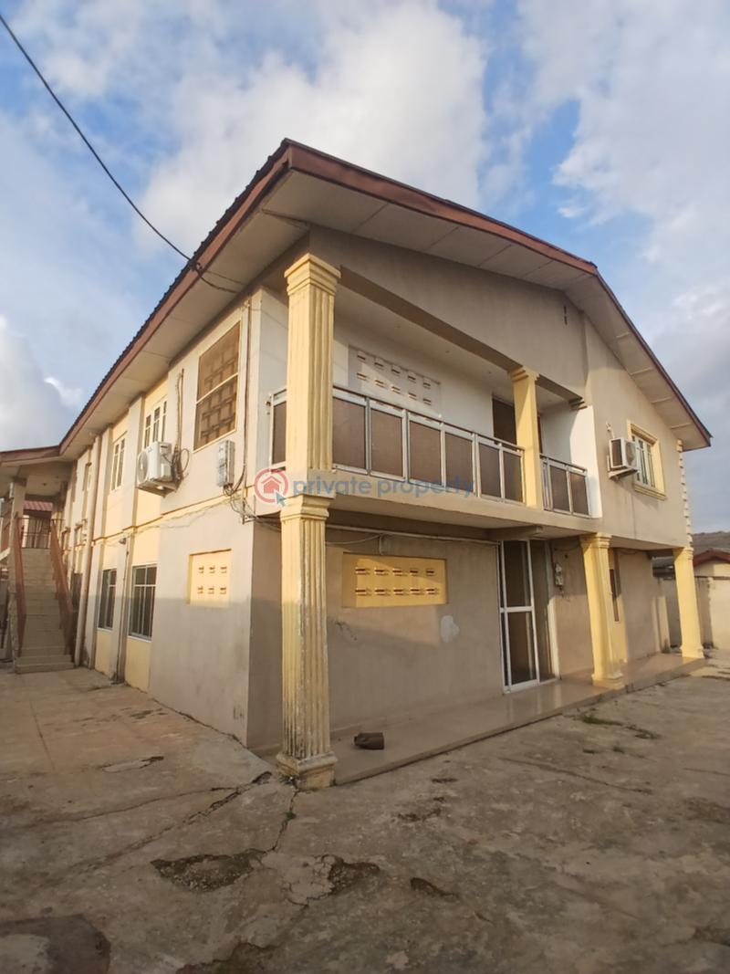 3 bedroom Block Of Flats For Rent Johnson Awe/ Alexander, Oluyole Extension, Ibadan Oluyole Estate Ibadan Oyo - 0