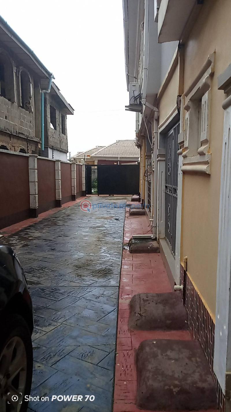3 bedroom Block Of Flats For Rent Agura Gberigbe Gberigbe Ikorodu Lagos - 13