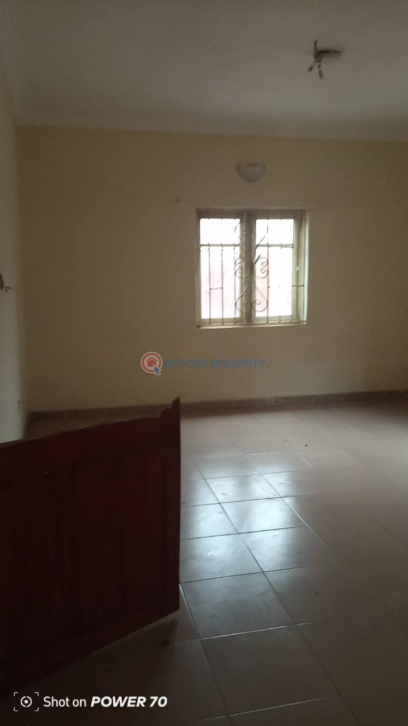 3 bedroom Block Of Flats For Rent Agura Gberigbe Gberigbe Ikorodu Lagos - 0