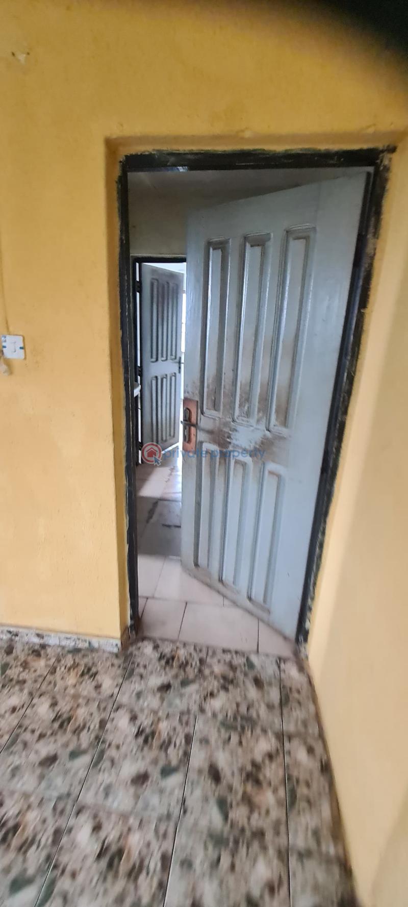 3 bedroom Block Of Flats For Rent Abiodun Berger Ojodu Lagos - 3