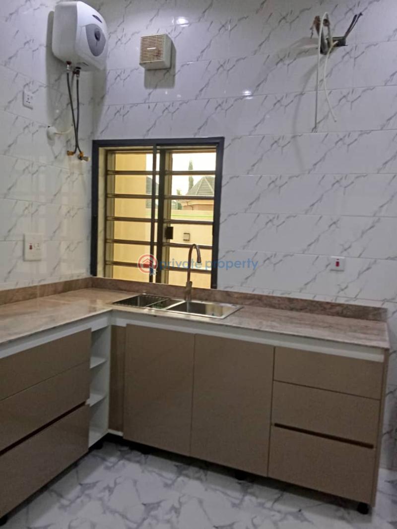 3 bedroom Block Of Flats For Sale Fo1 Kubwa Abuja Phase 4  - 9