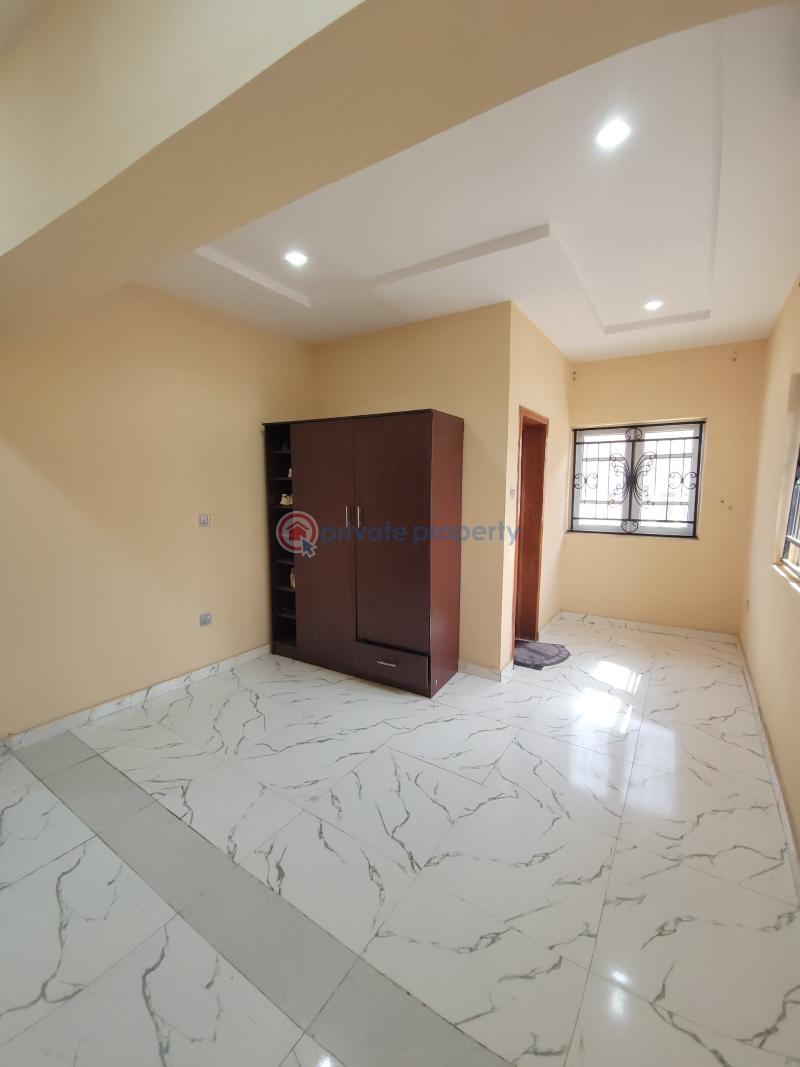 House For Rent Kolapo Ishola Gra Ibadan Oyo - 2