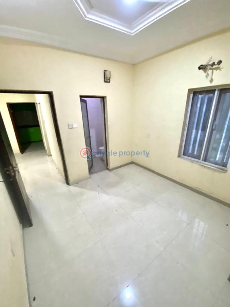 3 bedroom Block Of Flats For Rent Thomas Estate Ajah Lagos - 8