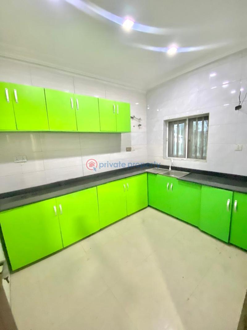 3 bedroom Block Of Flats For Rent Thomas Estate Ajah Lagos - 5