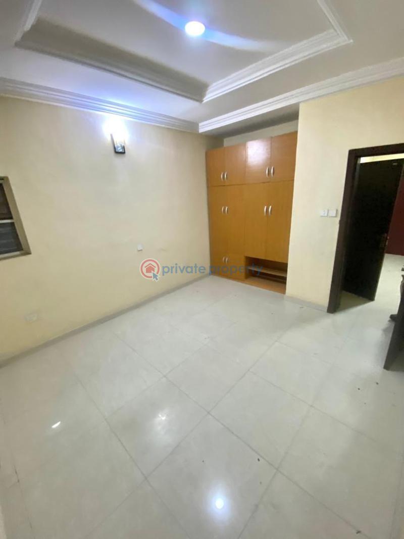 3 bedroom Block Of Flats For Rent Thomas Estate Ajah Lagos - 7