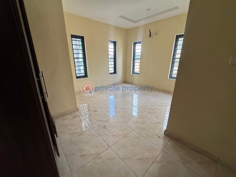 3 bedroom Block Of Flats For Sale Yabatech Staff Quarters Yaba Lagos - 7