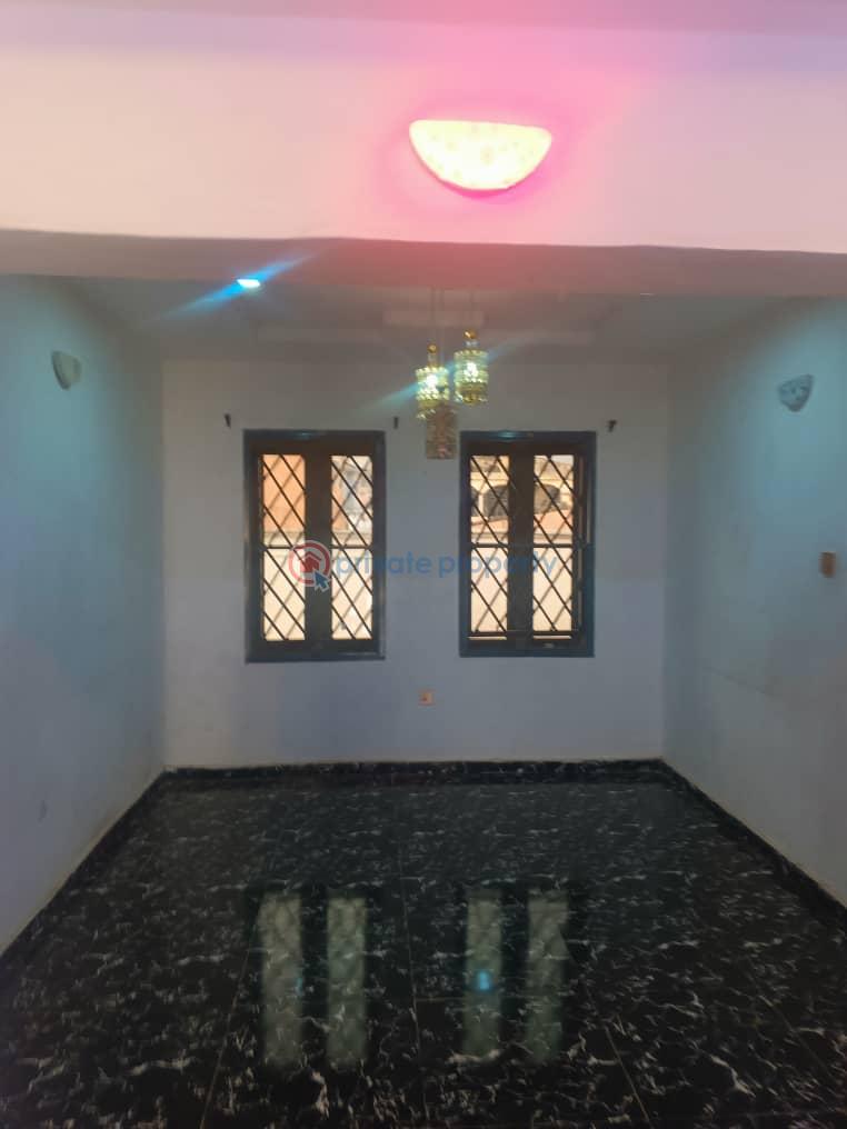 3 bedroom flat just two in a compound - 13 3 bedroom Block Of Flats For Rent Oluyole Estate, Ibadan Oluyole Estate Ibadan Oyo - 13