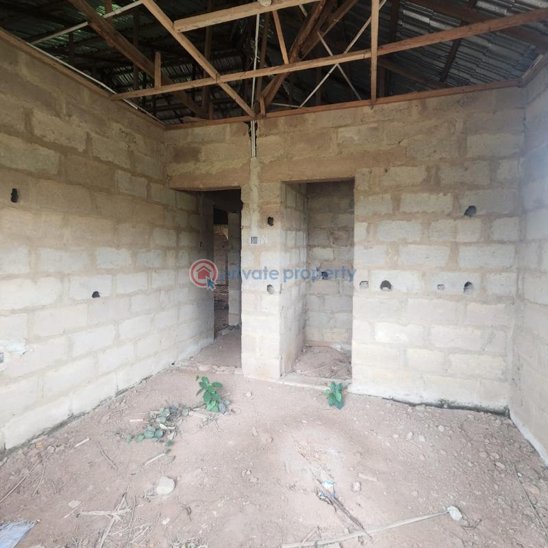 3 bedroom Flat & Apartment For Sale Along Ido, Beside Amotekun Office, Ologuneru Ibadan Eleyele Ibadan Oyo - 3