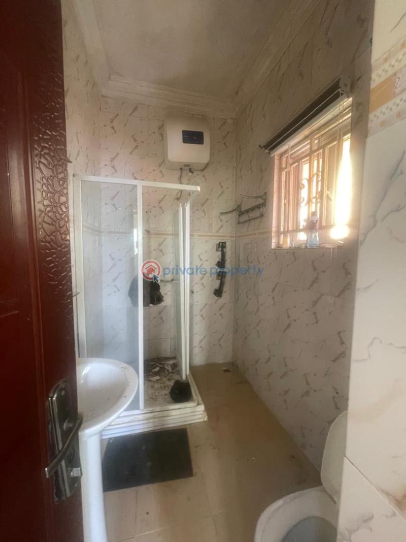 3 bedroom Block Of Flats For Rent Gateway Zone Magodo Phase 1 Magodo Kosofe/Ikosi Lagos - 1