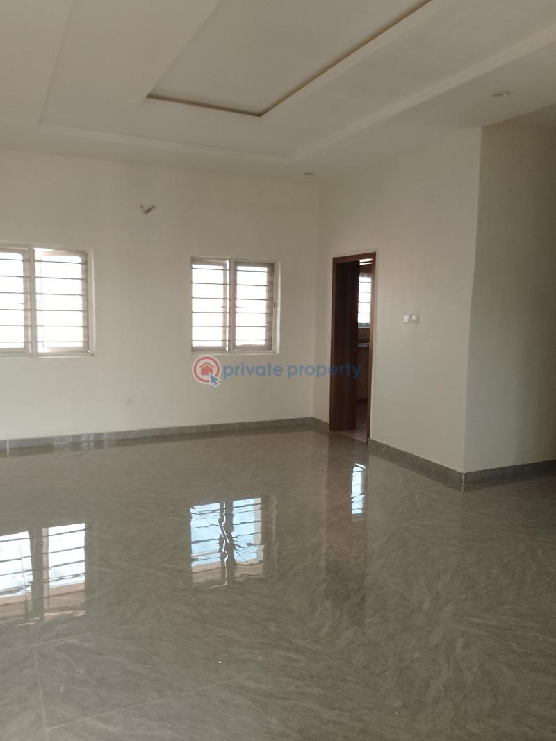 3 bedroom Block Of Flats For Rent Behind Dss, Ile Tuntun, Jericho Extension, Ibadan Ibadan Oyo - 1