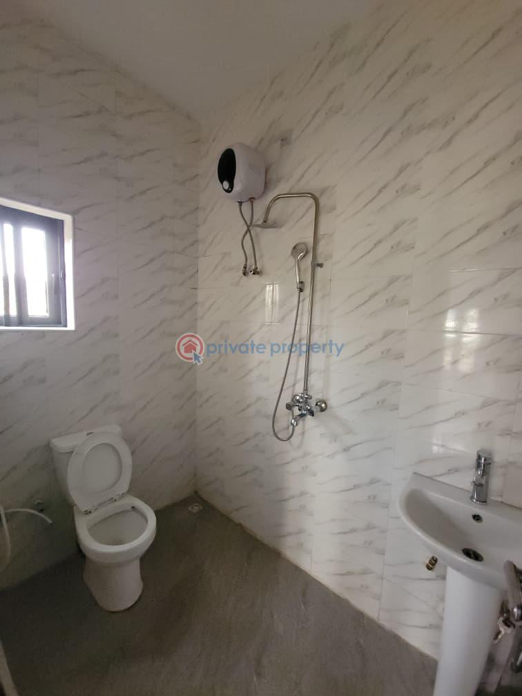 House For Rent At Kolapo Ishola Gra Ibadan Oyo - 3