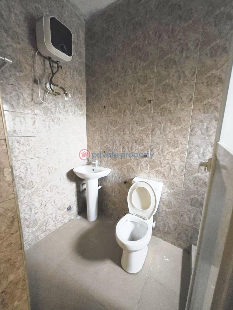 3 bedroom Flat & Apartment For Sale Okeira Ogba Lagos - 7