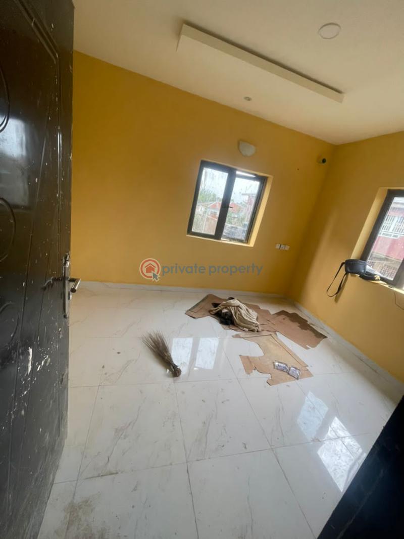 3 bedroom Block Of Flats For Rent Johnson Awe, Oluyole Extension, Ibadan Oluyole Estate Ibadan Oyo - 3