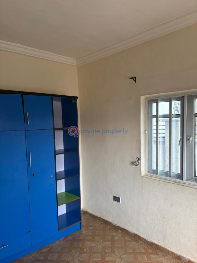 3 bedroom Block Of Flats For Rent Karinkapo Estate Akala Express Ibadan Oyo - 4