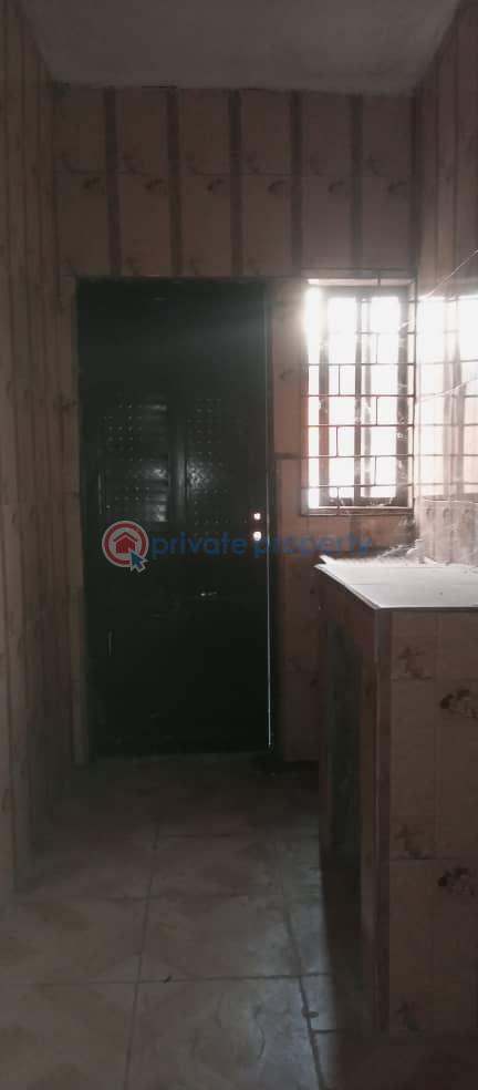 3 bedroom Flat & Apartment For Rent Jakande Estate Isolo Lagos - 11
