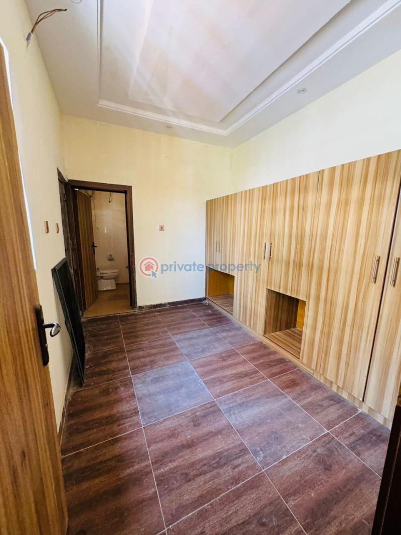 3 bedroom Mini Flat For Rent Aerodrome Gra Samonda Ibadan Oyo - 3