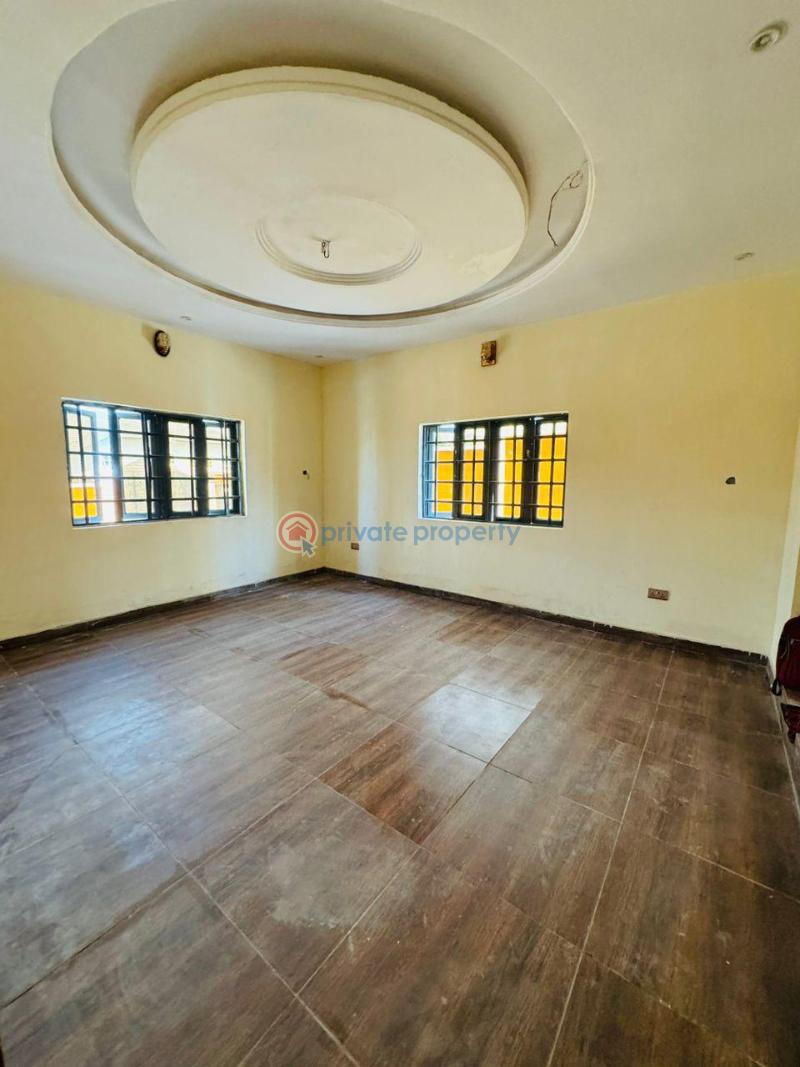 3 bedroom Mini Flat For Rent Aerodrome Gra Samonda Ibadan Oyo - 4