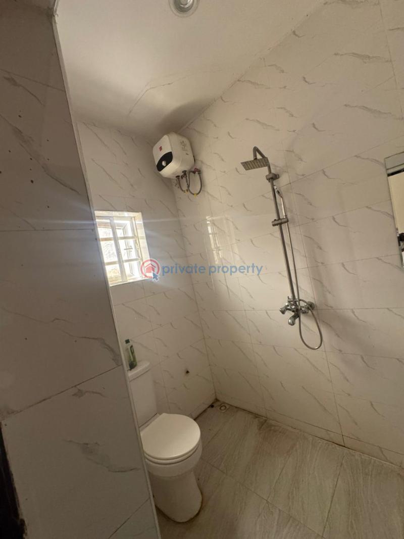 3 bedroom Block Of Flats For Rent Sharp Corner Oluyole Ext Oluyole Estate Ibadan Oyo - 7