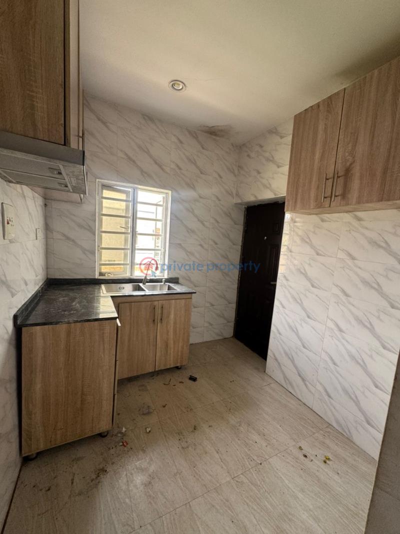 3 bedroom Block Of Flats For Rent Sharp Corner Oluyole Ext Oluyole Estate Ibadan Oyo - 3