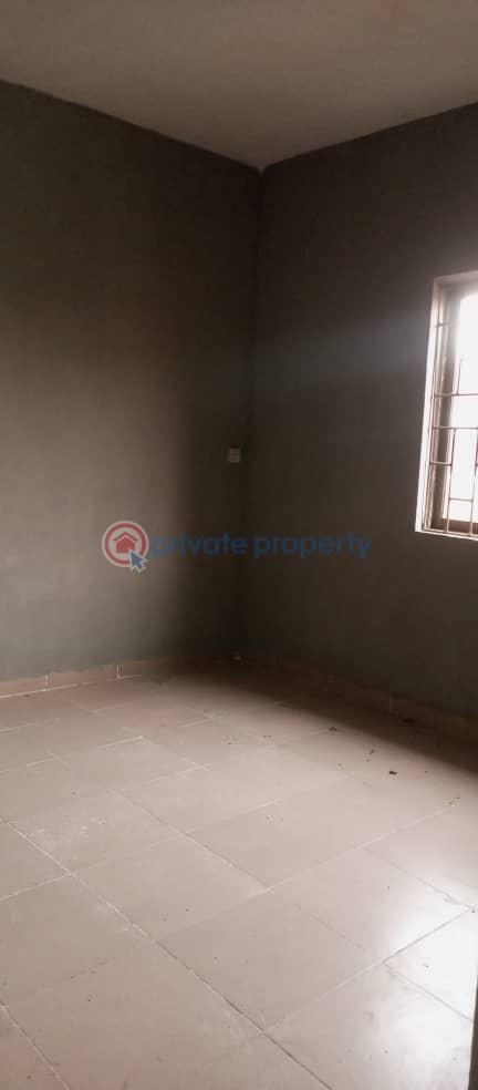 3 bedroom Flat & Apartment For Rent Jakande Estate Isolo Lagos - 1