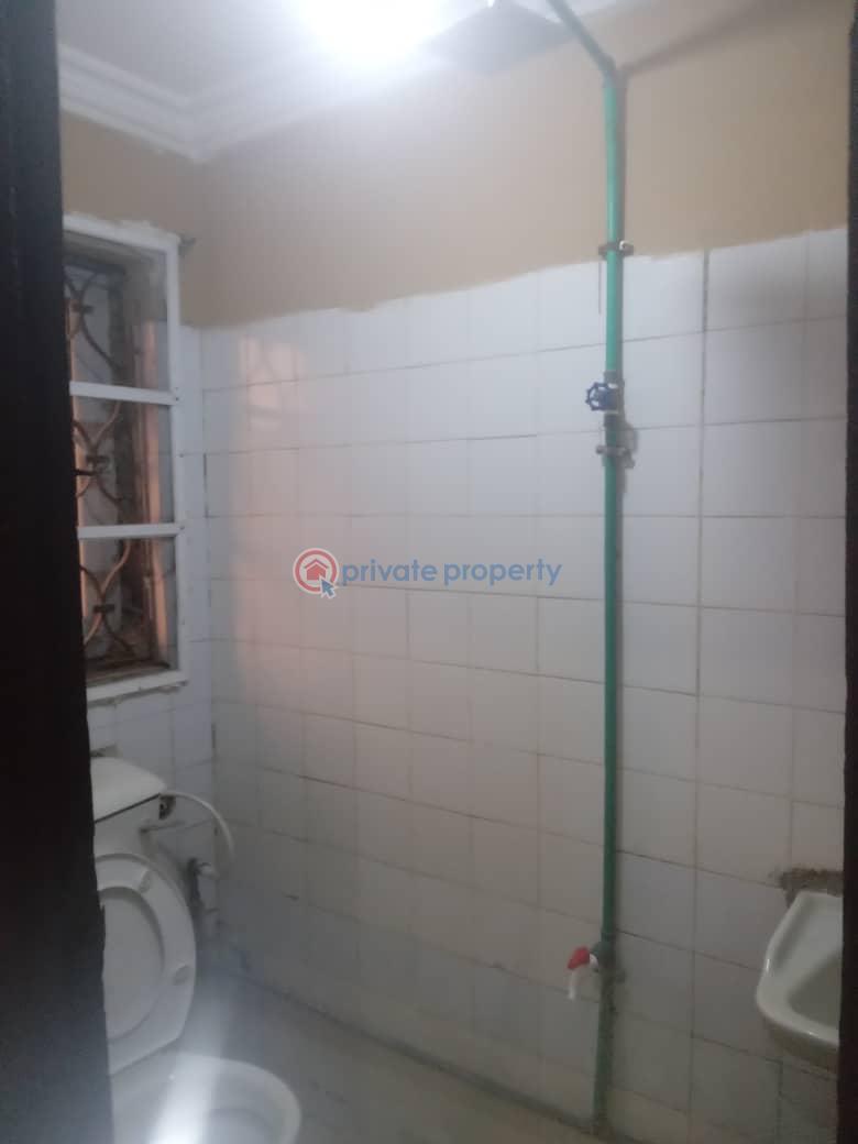 3 bedroom Block Of Flats For Rent Ajeigbe Ring Road Ring Road Ibadan Oyo - 8