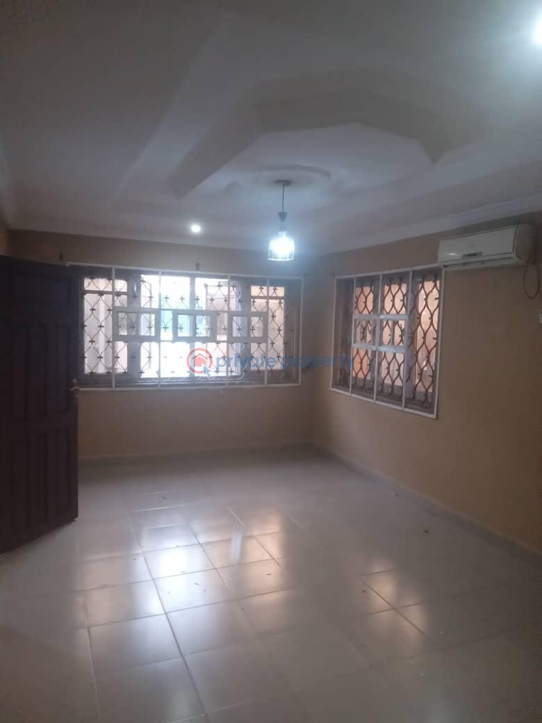 3 bedroom Block Of Flats For Rent Ajeigbe Ring Road Ring Road Ibadan Oyo - 2