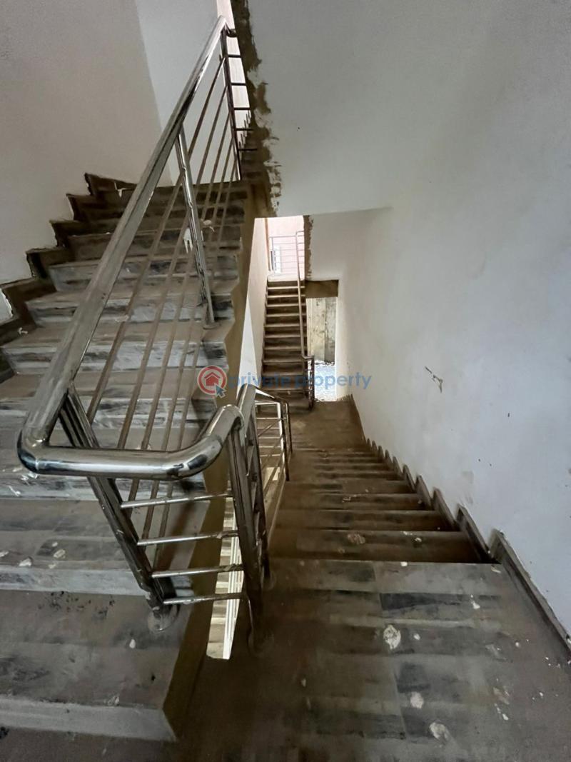 3 bedroom House For Rent Durumi Abuja Phase 2  - 2