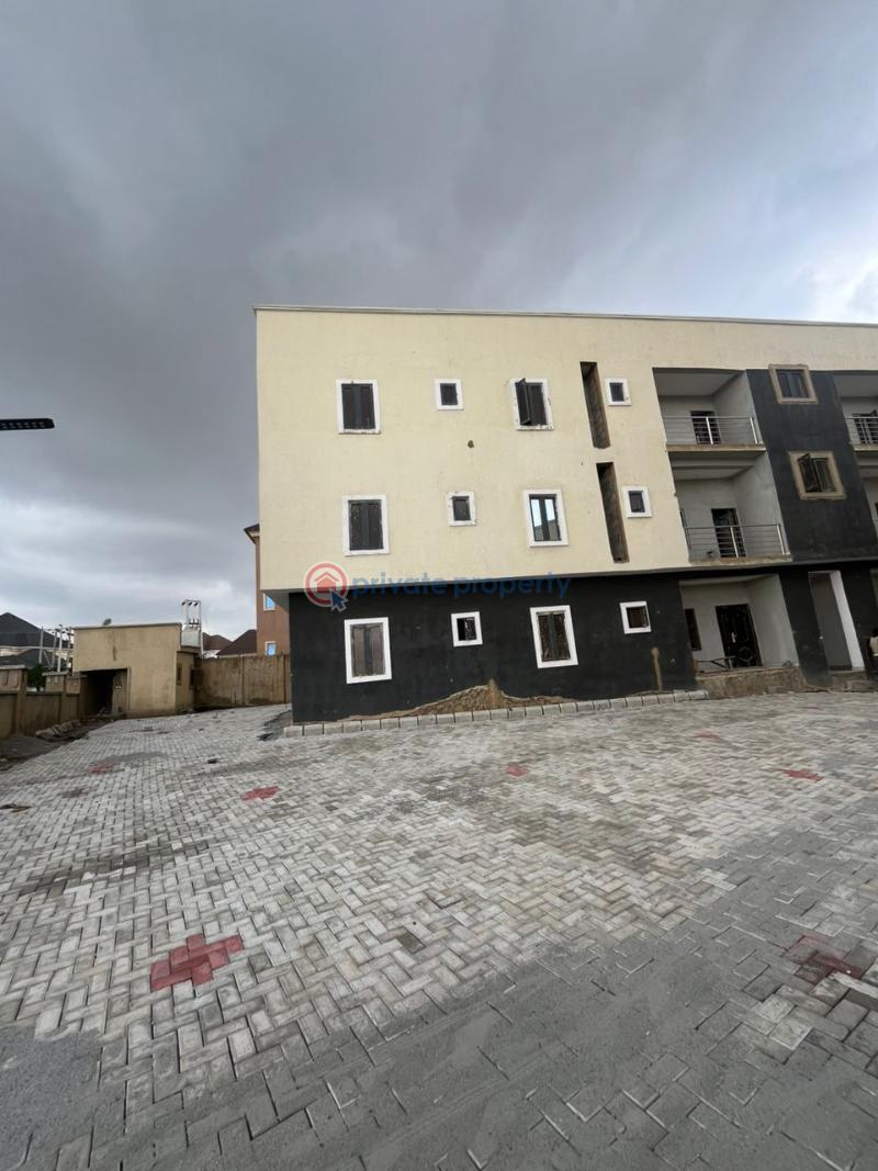 3 bedroom House For Rent Durumi Abuja Phase 2  - 1