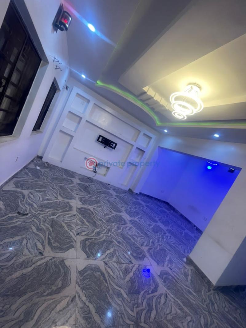 3 bedroom Block Of Flats For Rent Bollard, Akala Express Akala Express Ibadan Oyo - 2