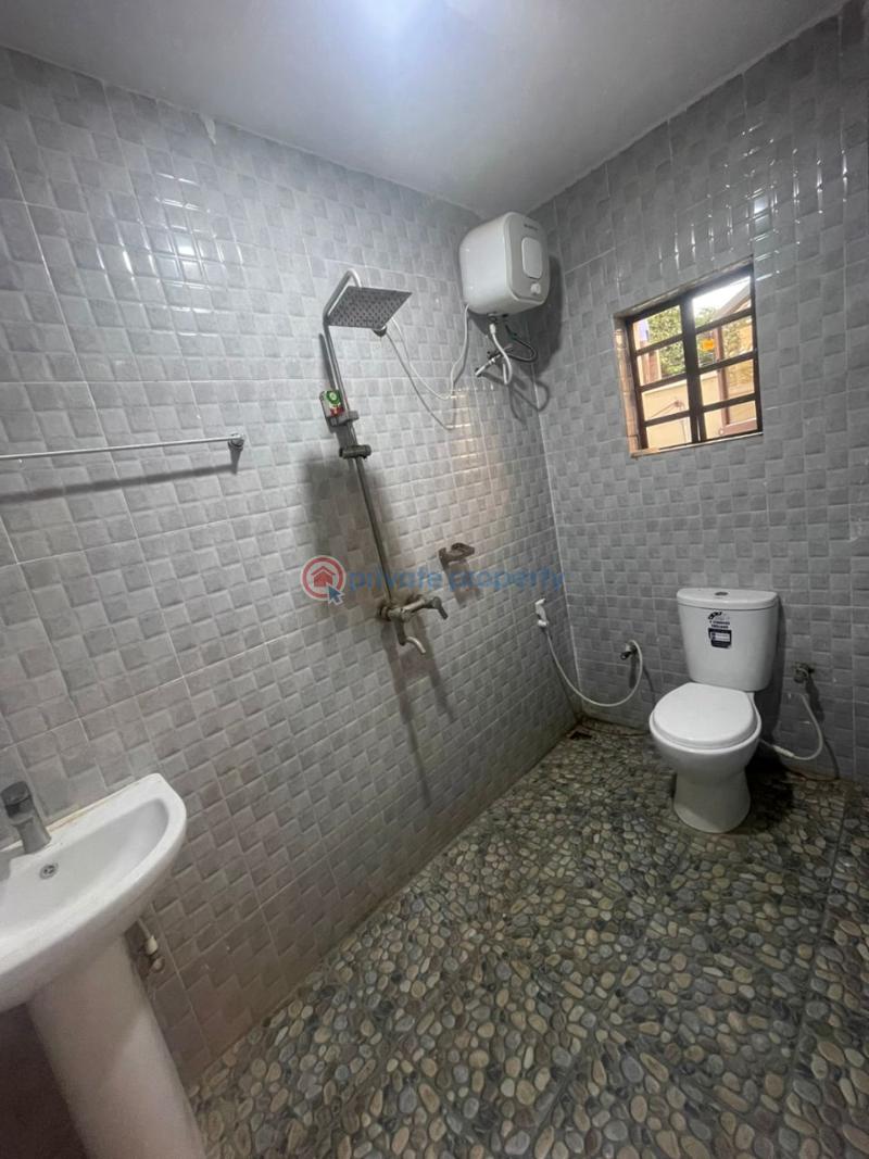 3 bedroom Block Of Flats For Rent Bollard, Akala Express Akala Express Ibadan Oyo - 3