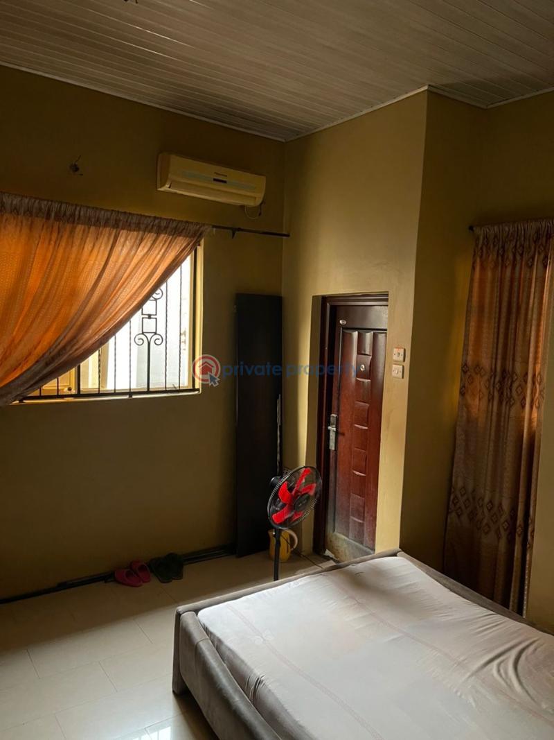 3 bedroom Block Of Flats For Rent Behind Solam Event Center, Oluyole Estate Oluyole Estate Ibadan Oyo - 3