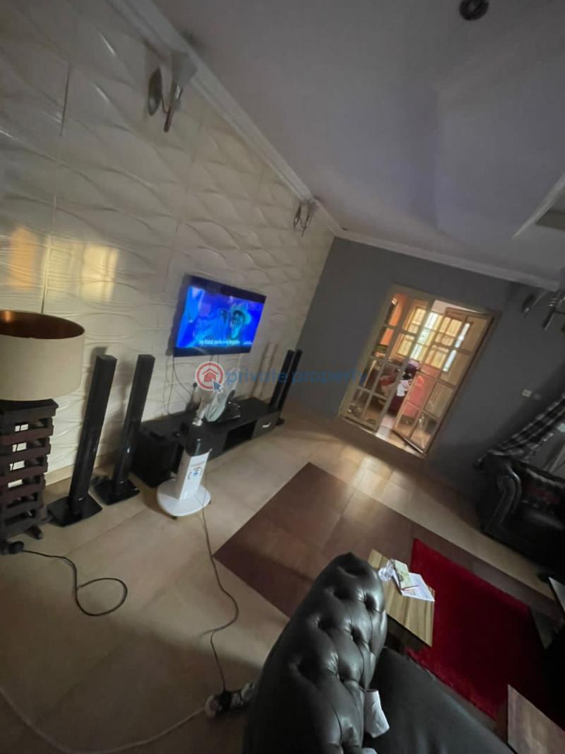 3 bedroom Block Of Flats For Rent Behind Solam Event Center, Oluyole Estate Oluyole Estate Ibadan Oyo - 6