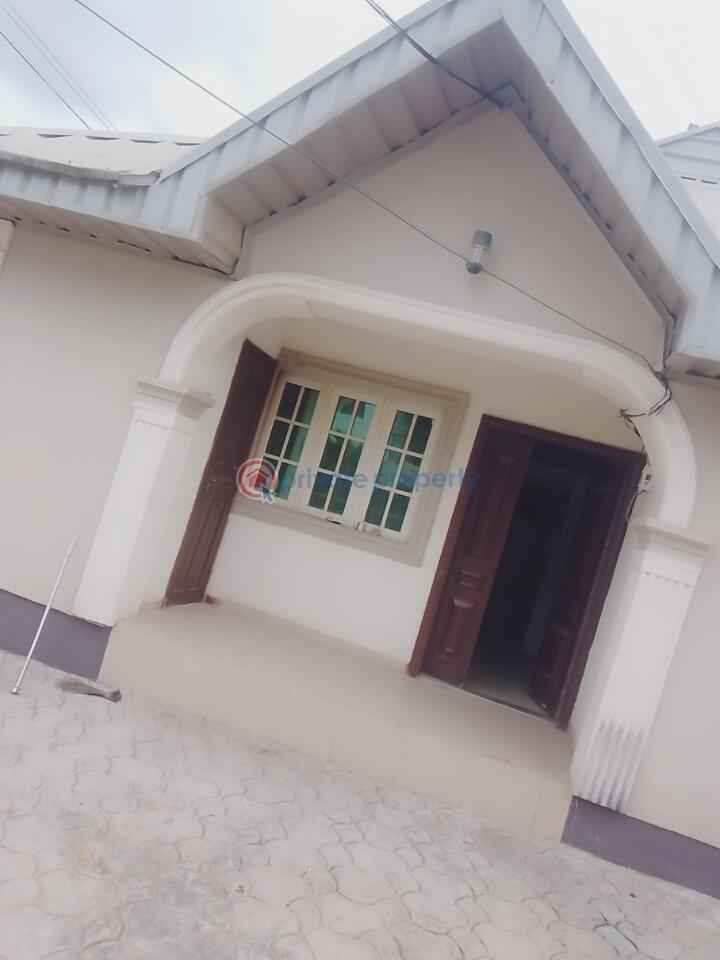 3 bedroom Block Of Flats For Rent Akoto Elebu Ibadan Oyo - 0
