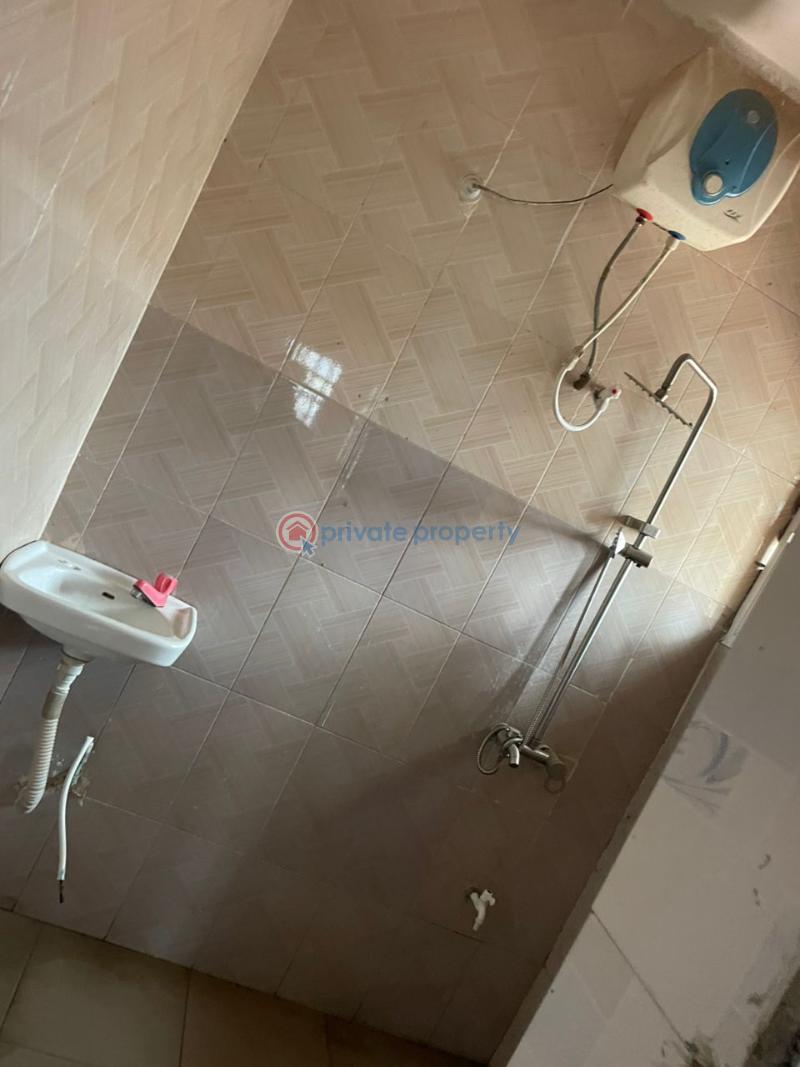 3 bedroom Block Of Flats For Rent Olusetan, Elebu Ibadan Oyo - 2