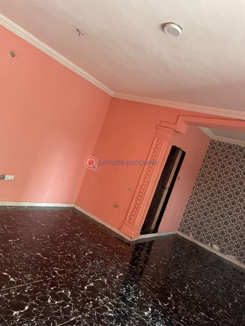 3 bedroom Block Of Flats For Rent Olusetan, Elebu Ibadan Oyo - 4