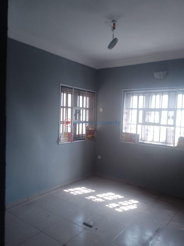 3 bedroom Block Of Flats For Rent Kasumu Estate Zone C Along Tipper Garage Road Akala Express Ibadan Oyo - 3