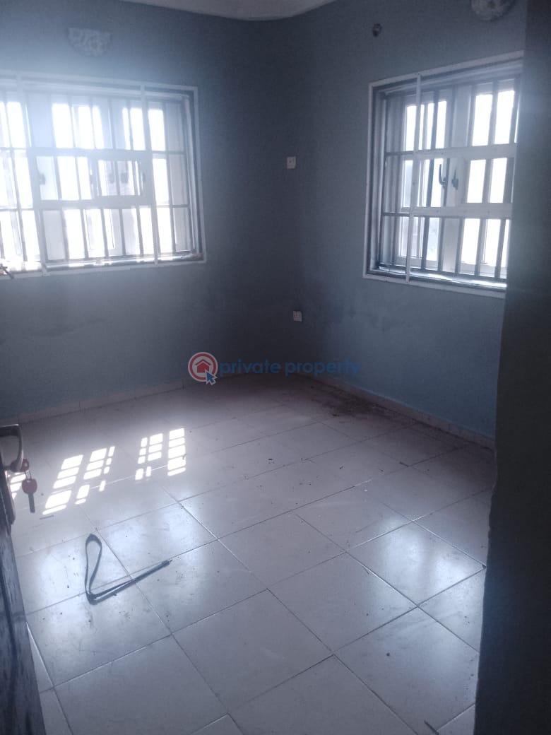 3 bedroom Block Of Flats For Rent Kasumu Estate Zone C Along Tipper Garage Road Akala Express Ibadan Oyo - 0