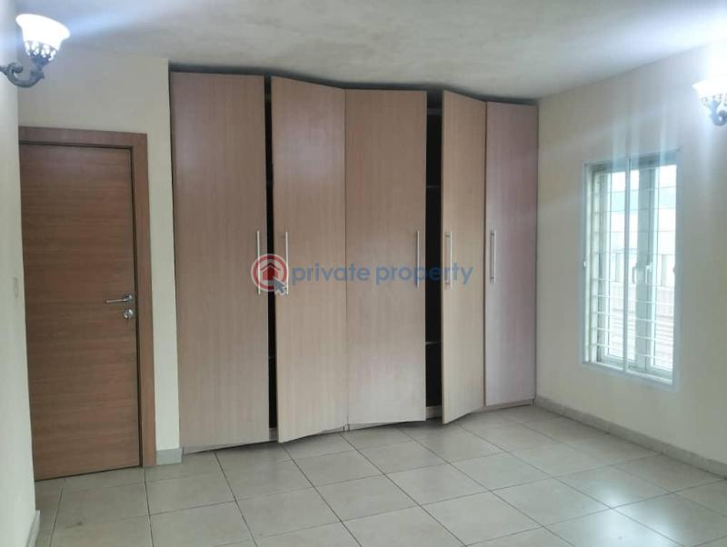 3 bedroom flat with one room bq on 6th floor (swimming pool and gym ) - 8 3 bedroom Block Of Flats For Rent Bourdillon Ikoyi Lagos - 8