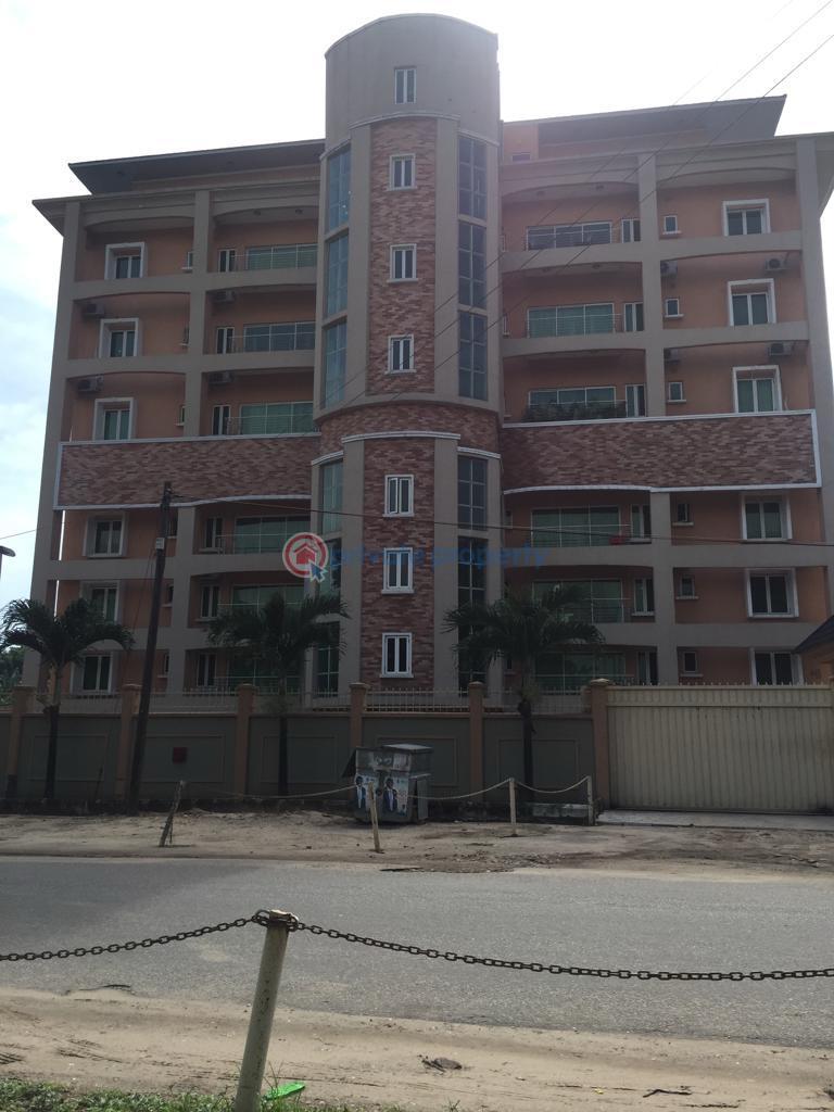 3 bedroom Block Of Flats For Rent Bourdillon Ikoyi Lagos - 0