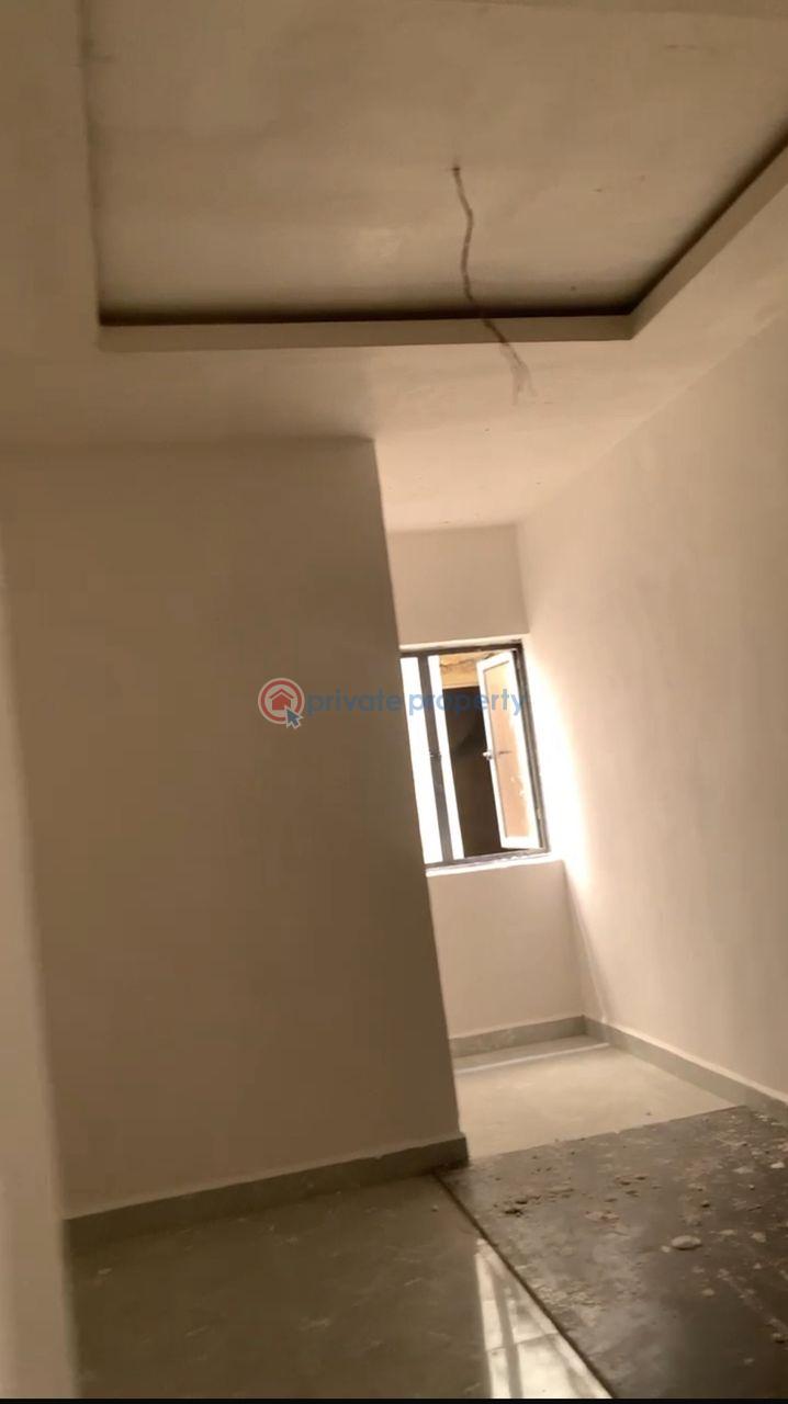 3 bedroom House For Sale Inside A Mini Estate On Eric Moore Road, Surulere Lagos - 4