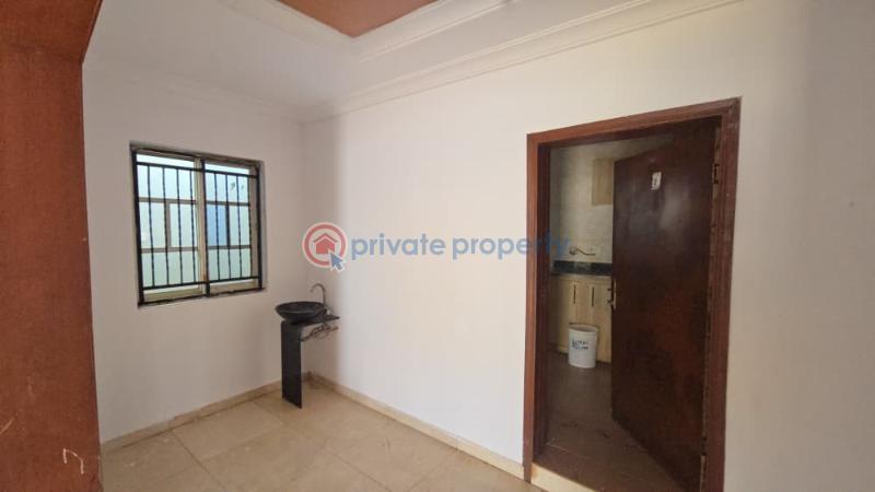 3 bedroom Block Of Flats For Rent Apata Ibadan Oyo - 17