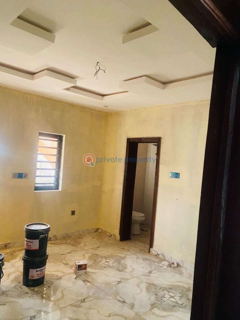 Flat & Apartment For Rent Ajeigbe, Ring Rd, Ibadan Ibadan Oyo - 3